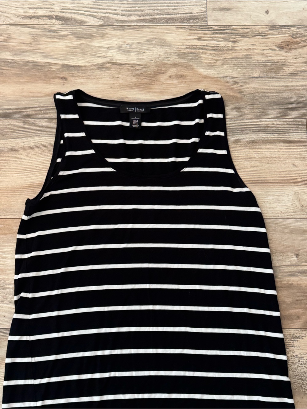 White House Black Market striped tank top classic scoop Small Black & White